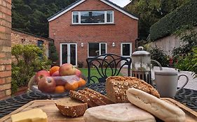 Bt 9 Granny Flat & Walled Garden